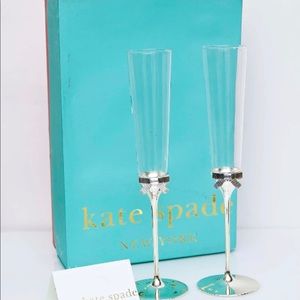 Kate Spade Bow Wedding Toasting Flutes & Cake Set